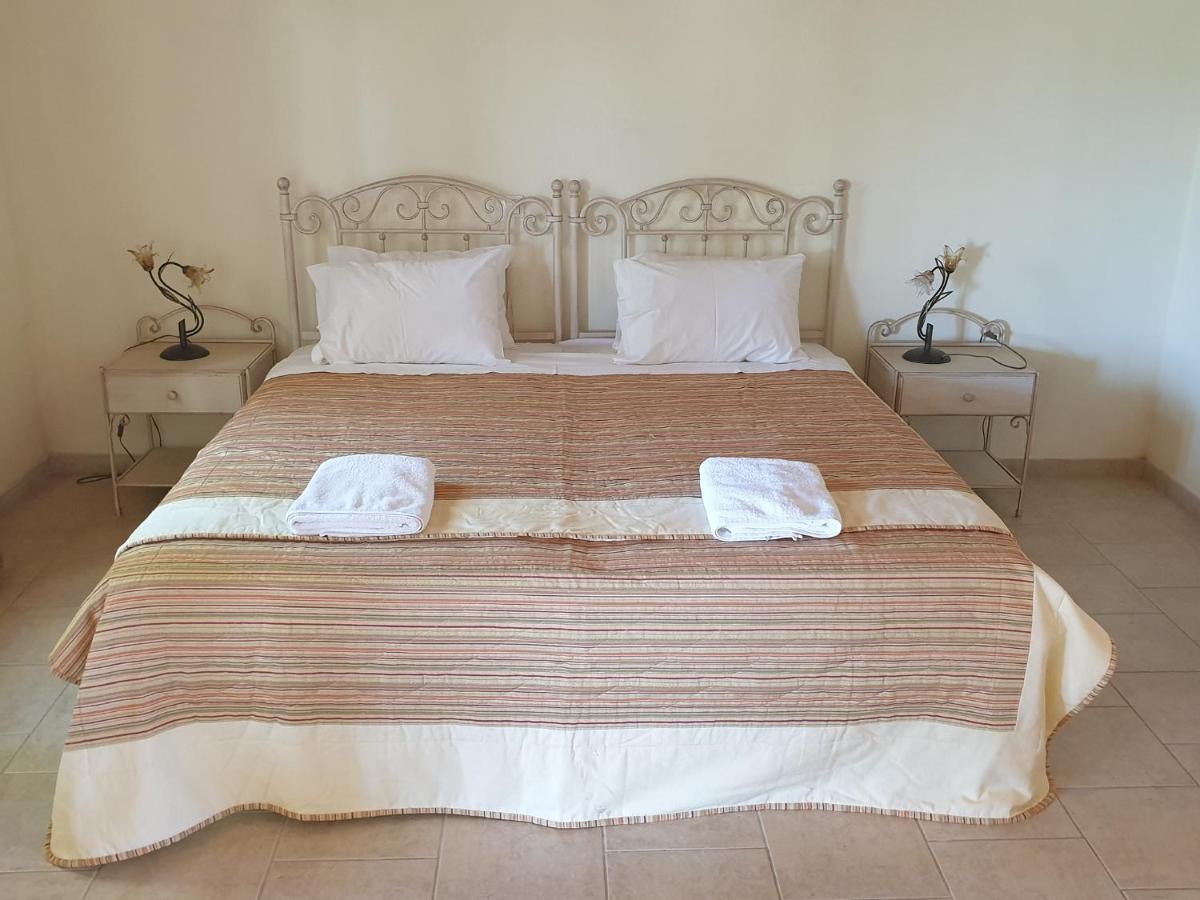Olive Villas Anapaftíria Kültér fotó