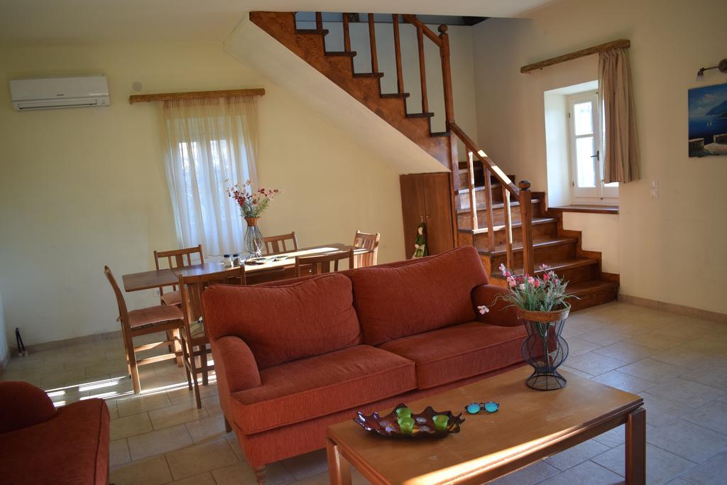 Olive Villas Anapaftíria Kültér fotó